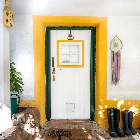 Nativo - Nature With Kitchenette And Private External Bathroom Gerendaház Nazaré