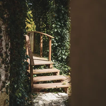 Nativo - Nature With Kitchenette And Private External Bathroom Lodge Nazaré